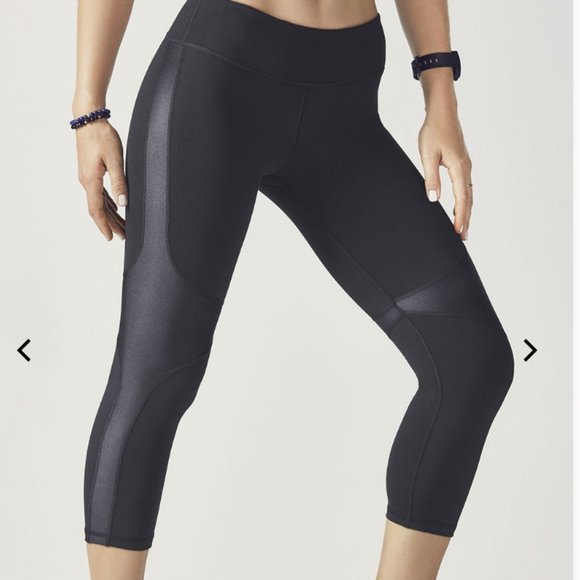 Fabletics Pants - Fabletics Salar Statement PowerHold Capri Black L